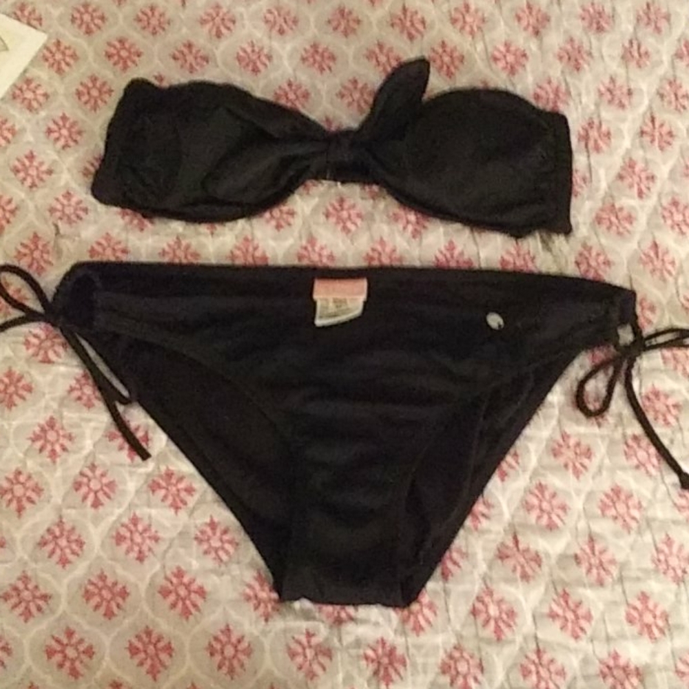 Black Kirra bikini